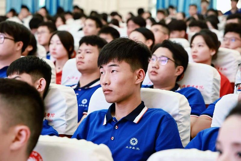 1758179761948463.jpg fc538edd3fa0e720d2fb864b3f705218.jpg